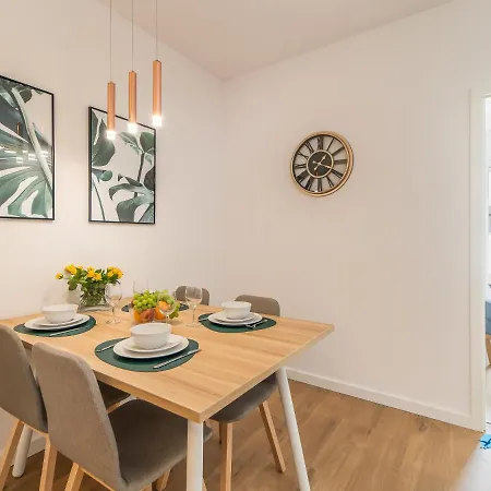 Lazar Apartamenty Nadmorskie Tarasy Kolobrzeg Exterior photo